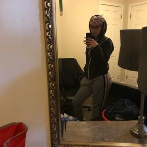 Meet your Posher, Aria